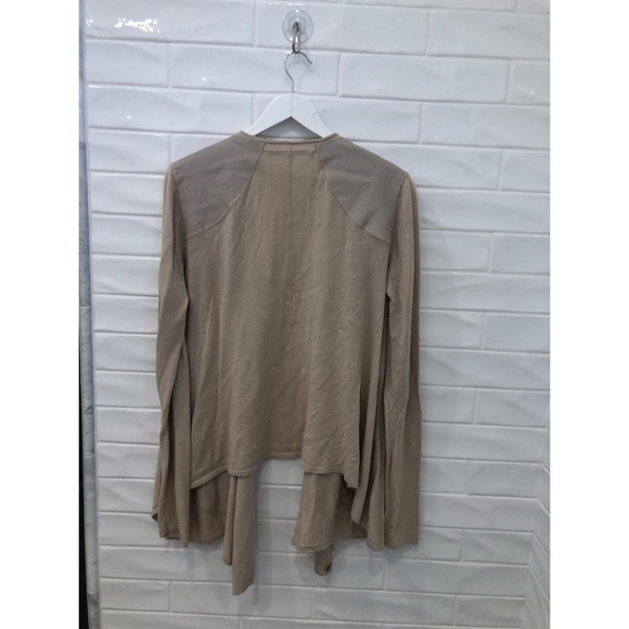 TWELFTH Street by Cynthia Vincent Cardigan - Picture 5 of 8